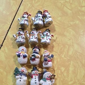 #9 Festive Snowman Holiday Ornaments Set - Silver and White